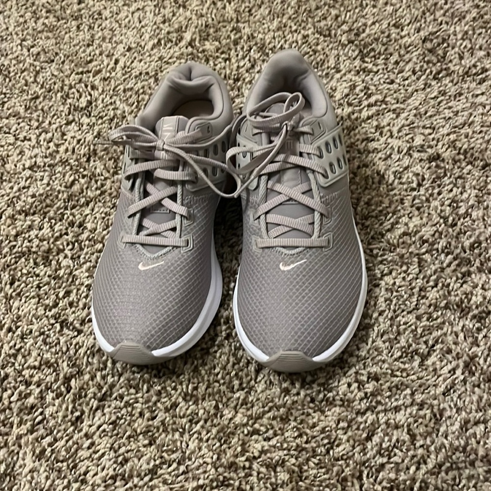 Nike airmax tennis shoes